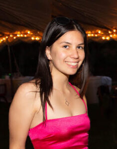 Photo of Claire Oczon
